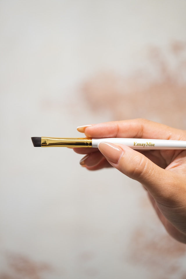 【EmayMie】ダブルエンドブラシ